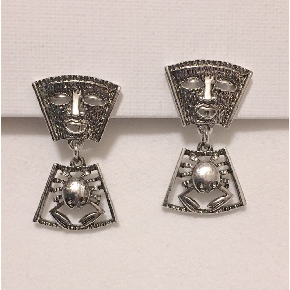 NOS Vtg 1973 TALISMAN OF LOVE Sarah Coventry CLIP Earrings Silvertone